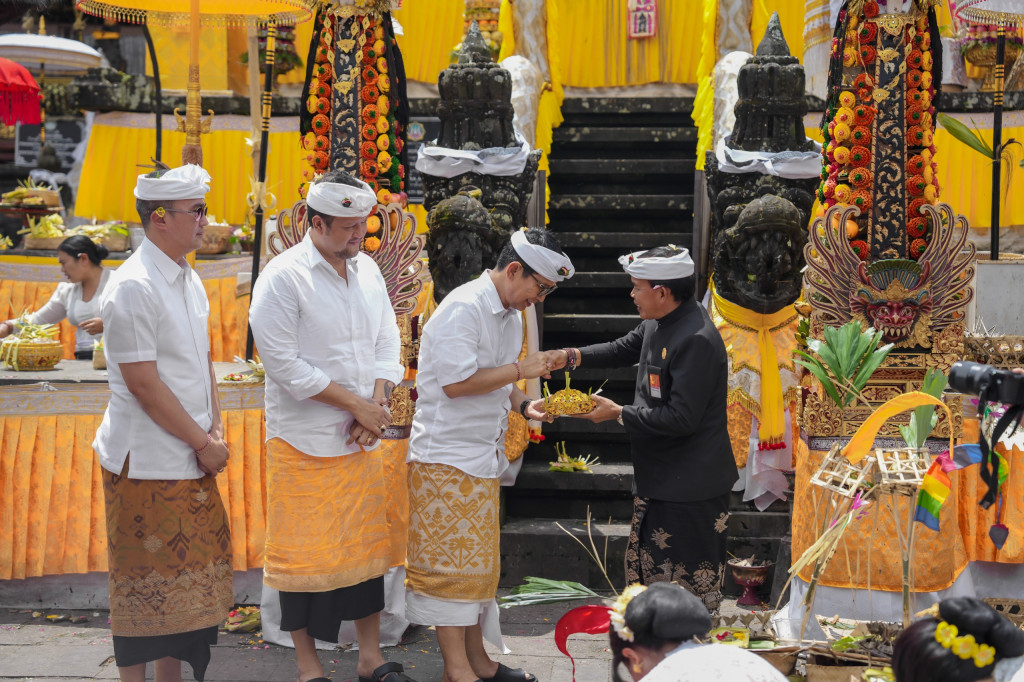 Karya Ida Bhatara Turun Kabeh di Pura Agung Besakih